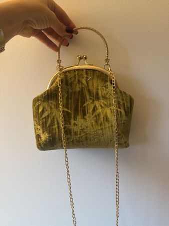 Chutch bag