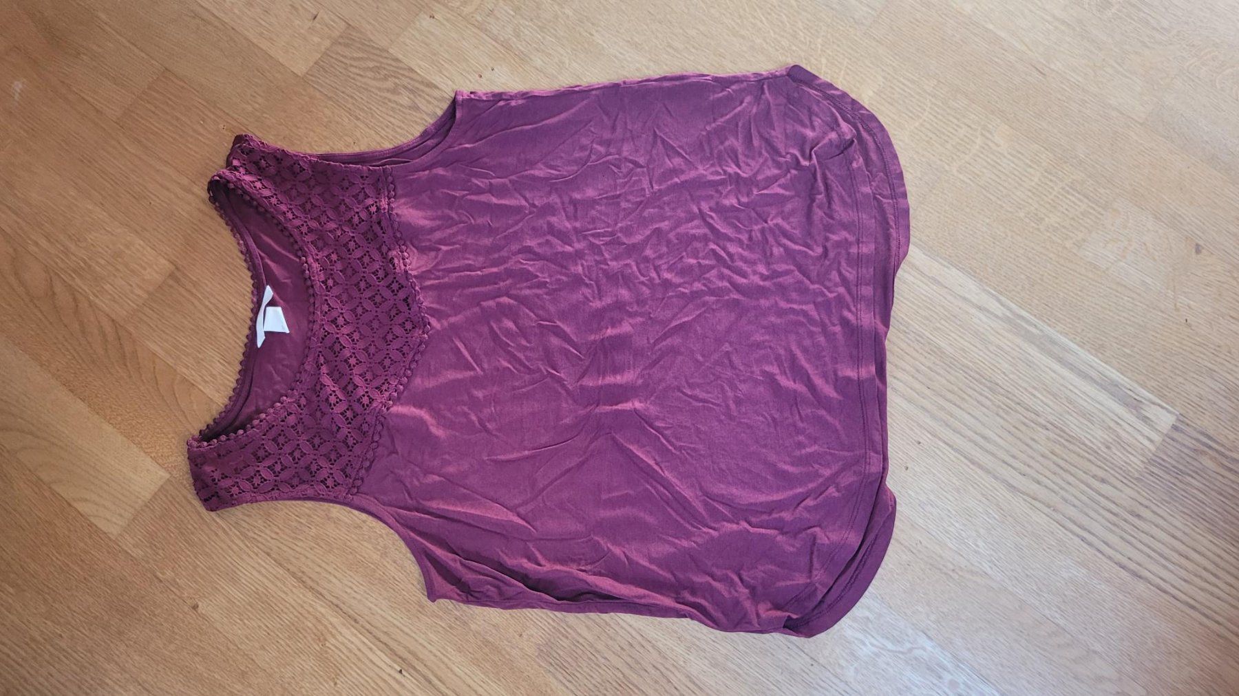 H&M Top: Top bordeaurot, Grösse M – Nuovo (secondo la descrizione) da Neschwil venduto da flower_69 1