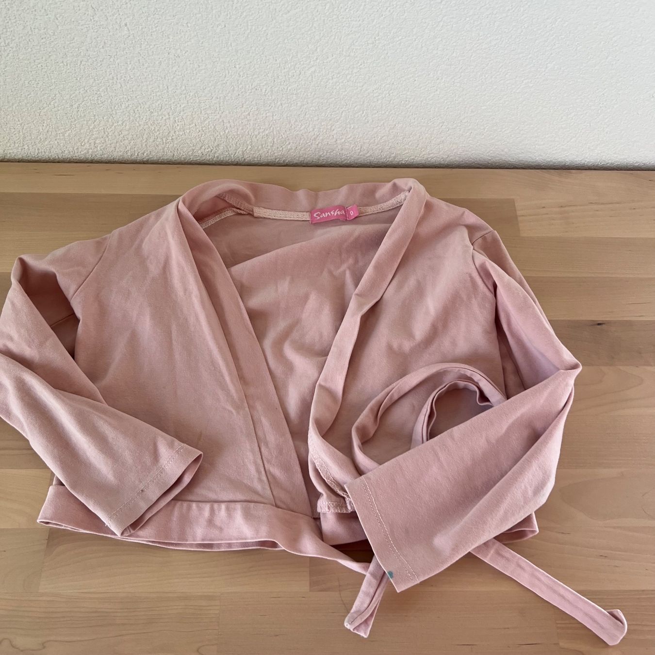 Vestes & Manteaux: Kinder Strickjacke Rosa ca. Gr. 128 – D'occasion à Steinmaur par HenSaa