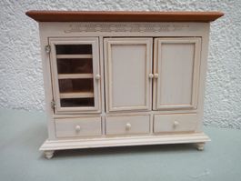 Puppenhauszubehör, Wohnzimmerschrank
