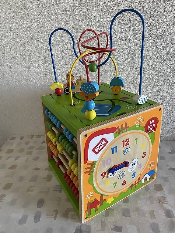 Spielzeuge: Eichhorn Cube de motricité – Gebraucht aus St-Blaise von ivo_6ty8 2
