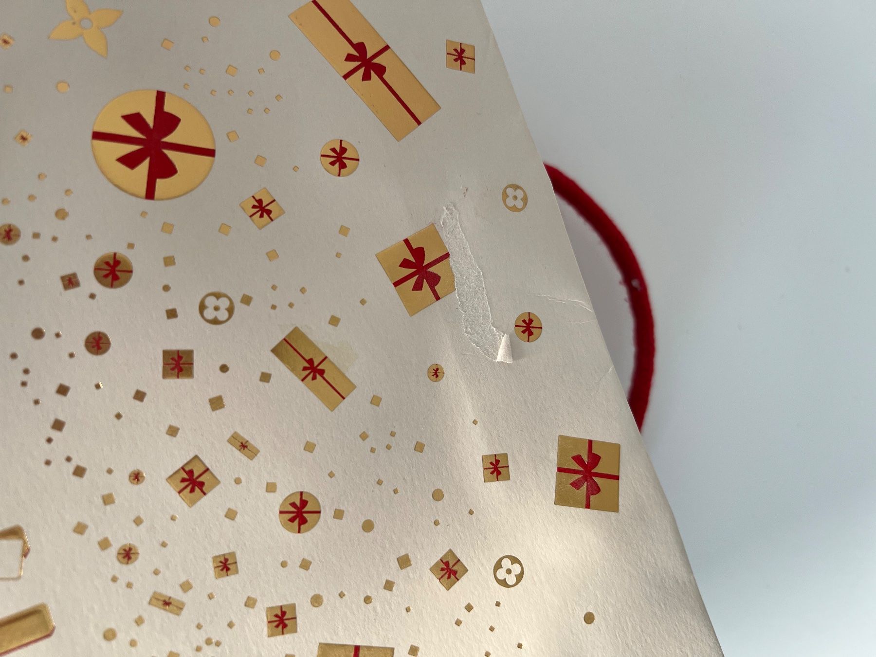 Louis Vuitton Borse: Sac cadeau Louis Vuitton "Joyeuses Fêtes" – Usato da Epalinges venduto da luc_25zt 3