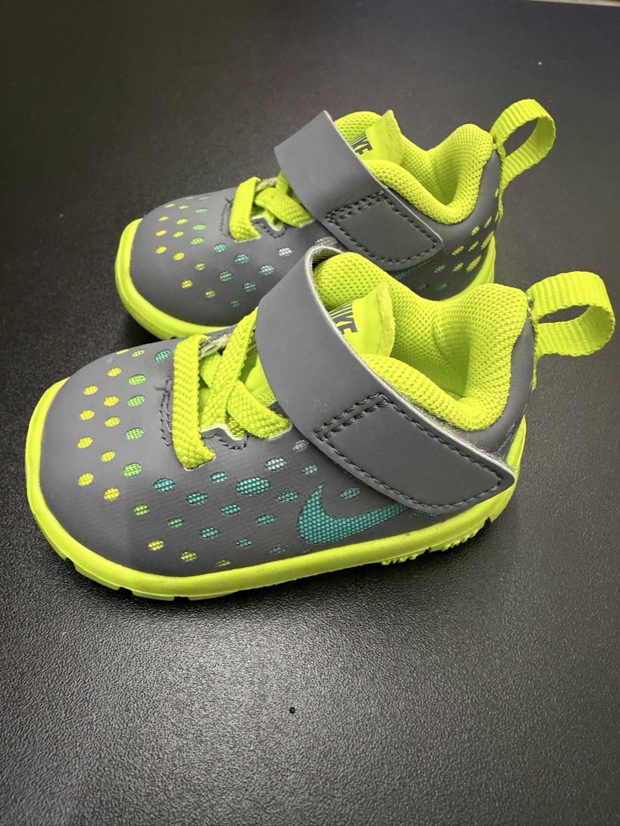 Nike Scarpe per ragazzi: Turnschuhe von Nike  – Usato da Altendorf venduto da Carcoura 1