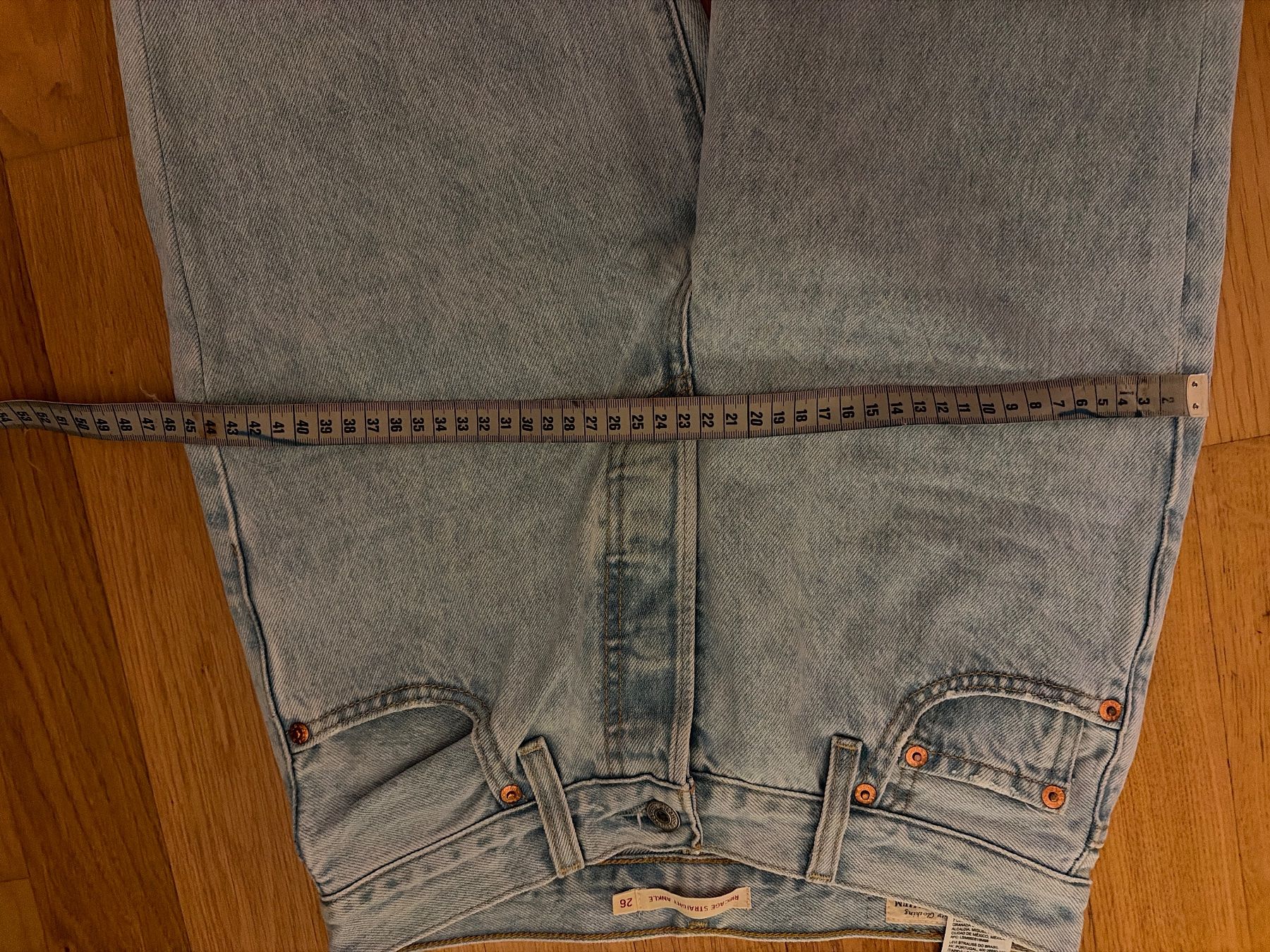 Levi's Jeans: Levi's Ribcage Straight Ankle Jeans, hellblau, Grösse 26 – Gebraucht aus Zürich von ufe_f5q5 5