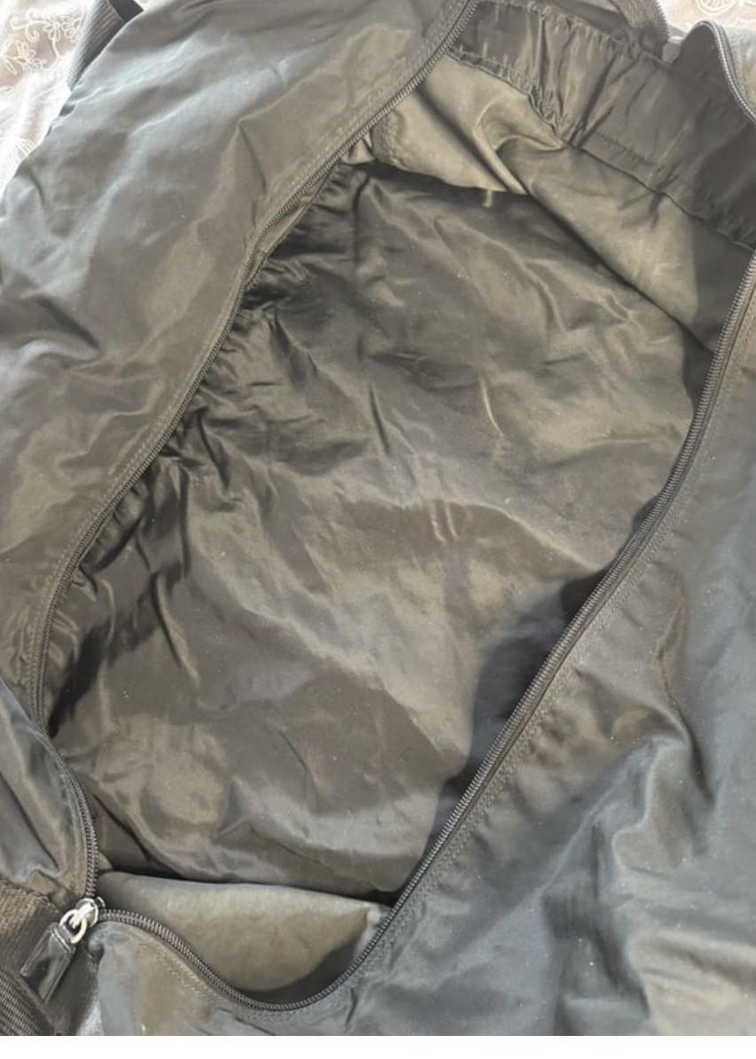 Prada Borse: Prada Nylon Reisetasche – Usato da Zürich venduto da Lela_ 5