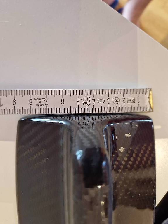 Tutti pezzi di ricambio auto: Cache antenne en fibre de carbone BMW – Usato da Moudon venduto da dek_m2kj 3