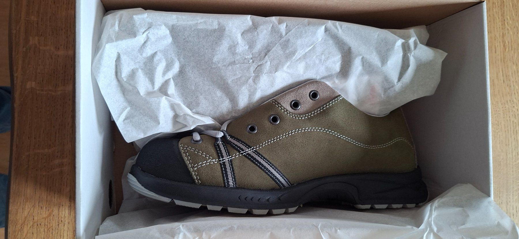 Stuco Scarpe da uomo: Stuco Sicherheitsschuh Gr 43 S3 – Nuovo e nell'imballaggio originale da Domat Ems venduto da Gaar0