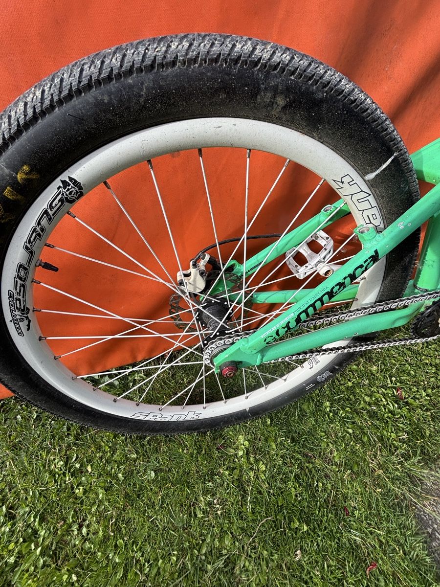 Vélos: Dirtbike, pumptrack – D'occasion à Port par Linolu 6