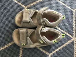 Sandalen Grösse 23 (Elefanten)
