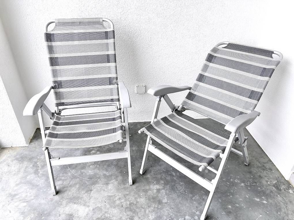 Set di tavolo e panche: Campingtisch CAMPART, 2 Campingstühle Bel-Sol – Usato da Ostermundigen venduto da sewink 1