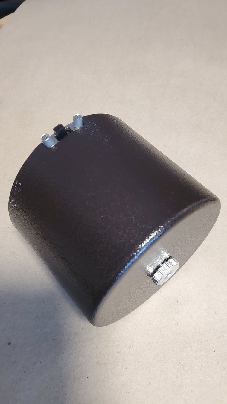 Motori: Grillmotor mit Batterie – Nuovo e nell'imballaggio originale da Einsiedeln venduto da Jaeggi-Gartenfeuer 2