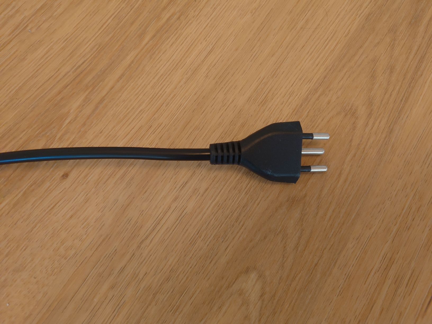 Ventilatoren: Standventilator Chrome 40cm, 3 Stufen, Schwenkfunktion. – Gebraucht aus Zürich von Almohammed 6