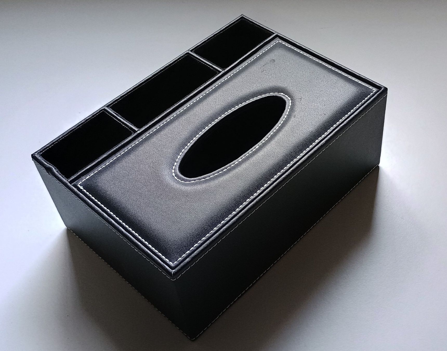 Altro in  Abbigliamento & Accessori: Taschentuchbox mit 3 Fächer – Nuovo (secondo la descrizione) da Rothrist venduto da GIWALD 1