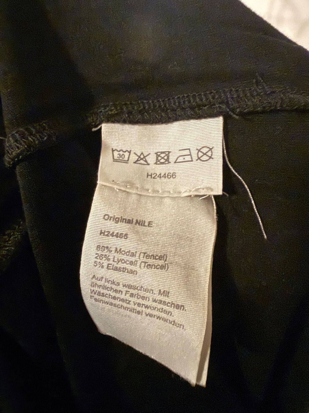 Nile T-shirt: Nile Langarm Shirt schwarz Gr. L – Usato da Kloten venduto da ble_78dj 5