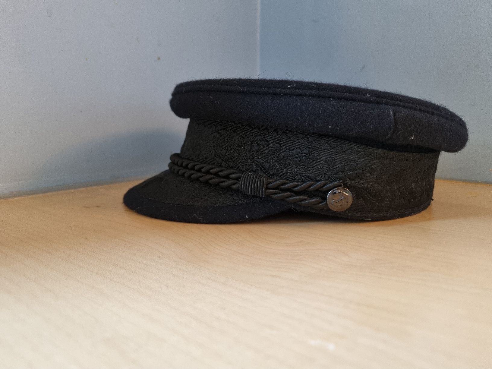 Copricapi, berretti & cappellini: Prinz Heinrich Mütze Gr 55 – Usato da Bern venduto da llewellyn1ne 4