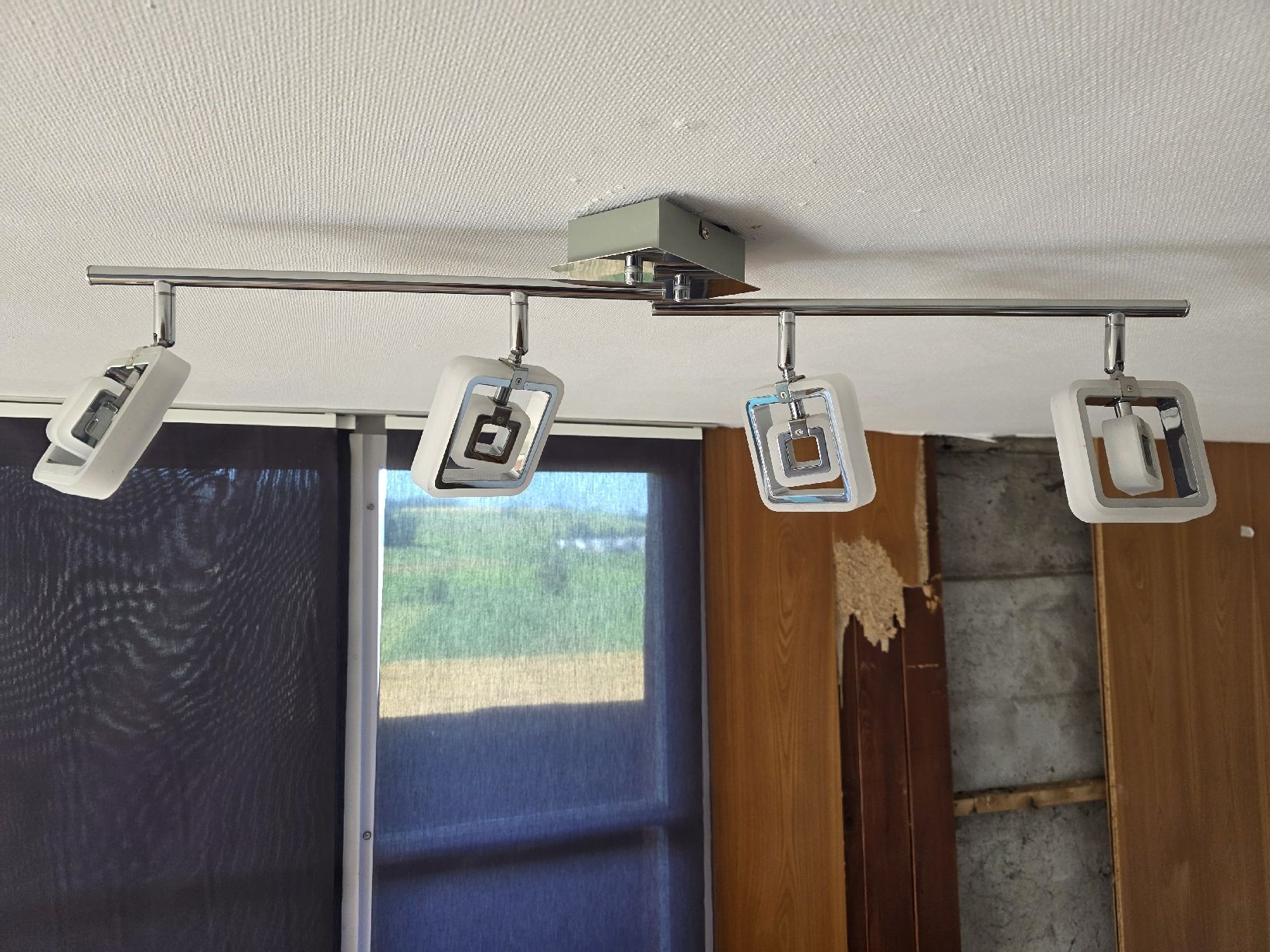 Kronleuchter & Deckenlampen: Deckenleuchte 4 Spots Chrom-Weiss  – Gebraucht aus Ersigen von Force01 1