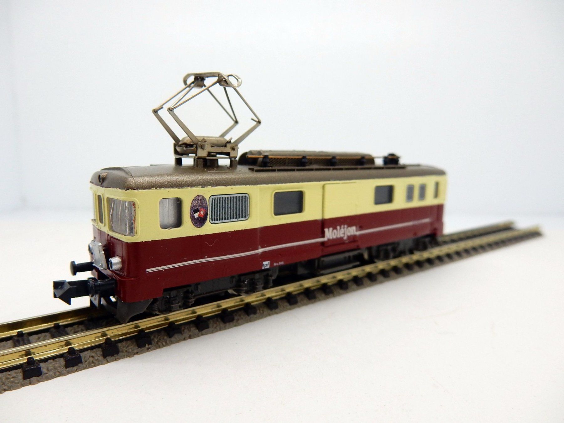 Kato Modellini di ferrovie: N  - TPF - Motrice De 4/4  - livrée   "Moléjon" – Usato da Locarno venduto da Gudrun2 5
