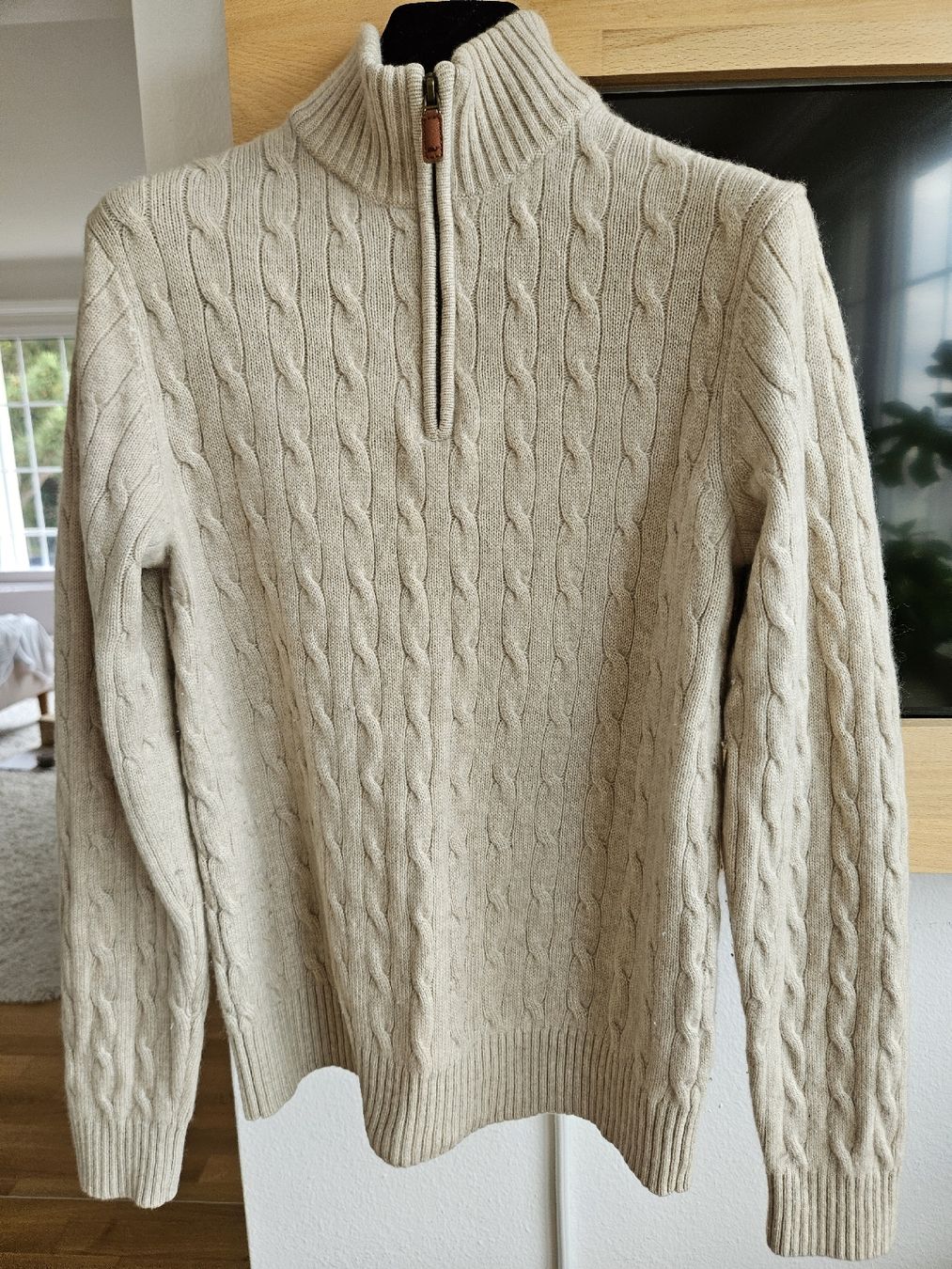 Pullover & Sweatshirts: Vineyard Wines Pullover aus 100 Prozent Kaschmir, XS/S – Gebraucht aus Zollikon von Oksana206 1