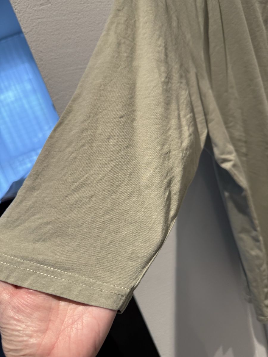 T-shirt: Shirt Grösse 52          3/4 Armlänge – Nuovo (secondo la descrizione) da Pfeffikon LU venduto da pepino17 1
