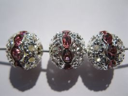 3 Filigrane Metallperlen, versilbert, mit rosa Strass, 10mm