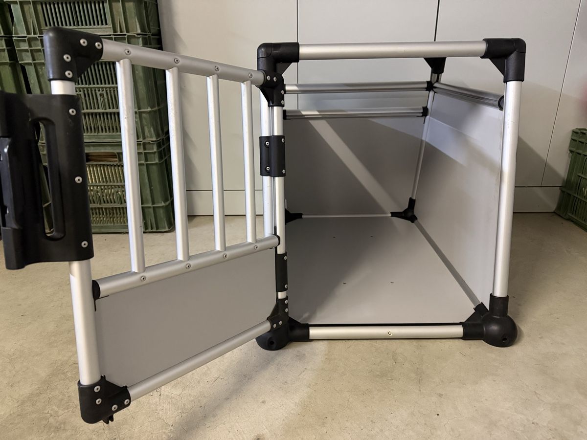 Trixie Gabbie, trasporto & Sicurezza: Hunde Autotransport Box – Usato da Orpund venduto da SchneiderBrigitte 1
