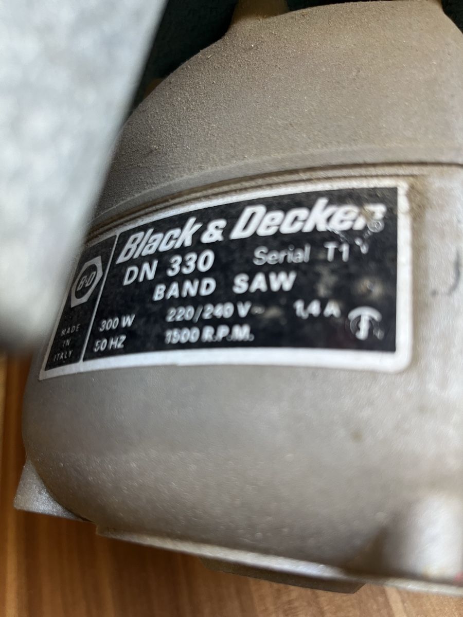 Scies: Dekupiersäge Black & Decker – D'occasion à Würenlingen par Shirt 2