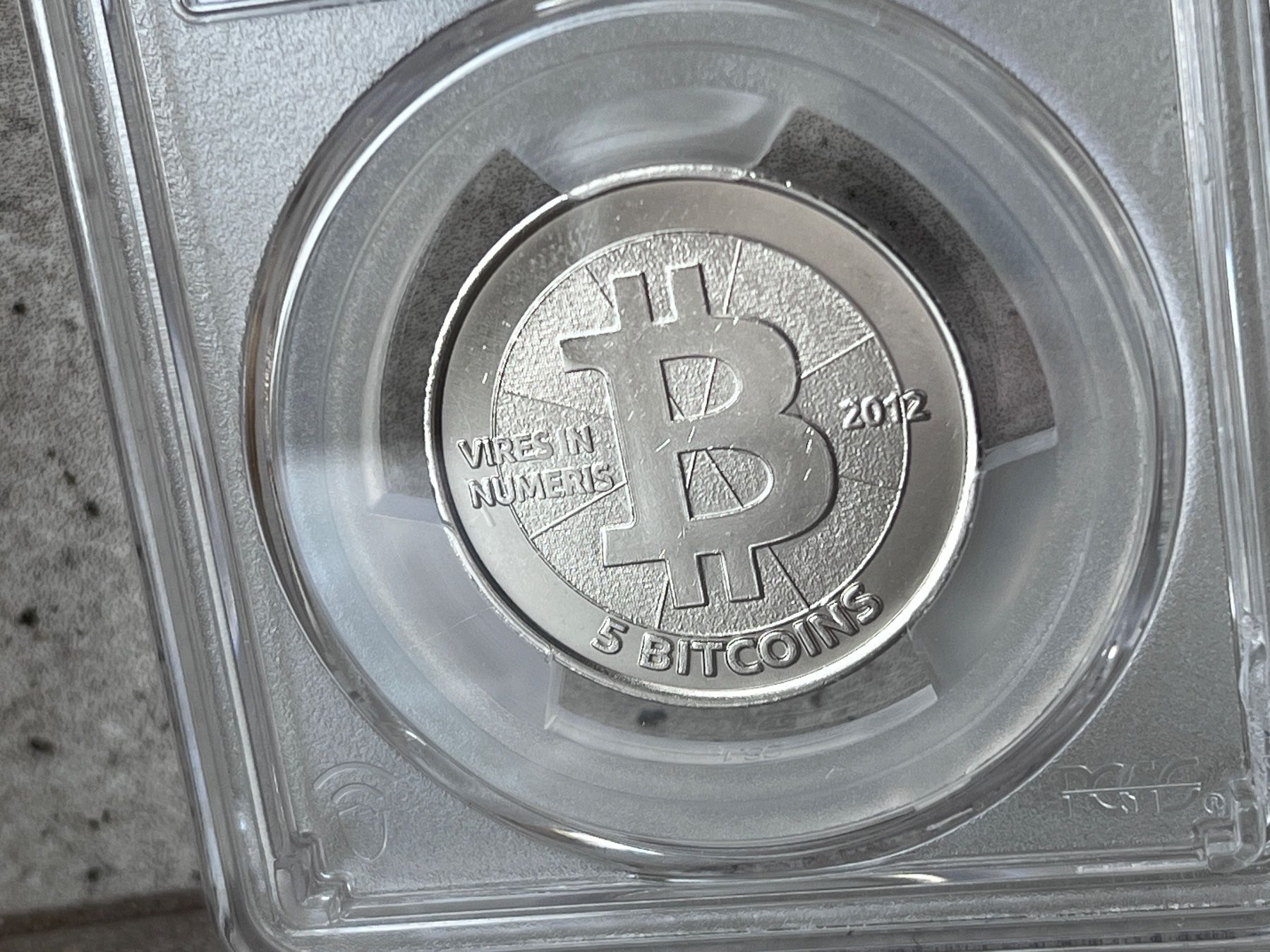 5 Bitcoin Casascius Physical Münze 2012 PCGS MS65 Zertifikat (Neu (gemäss  Beschreibung)) in Zurich für CHF 5000 – mit Lieferung auf Ricardo kaufen
