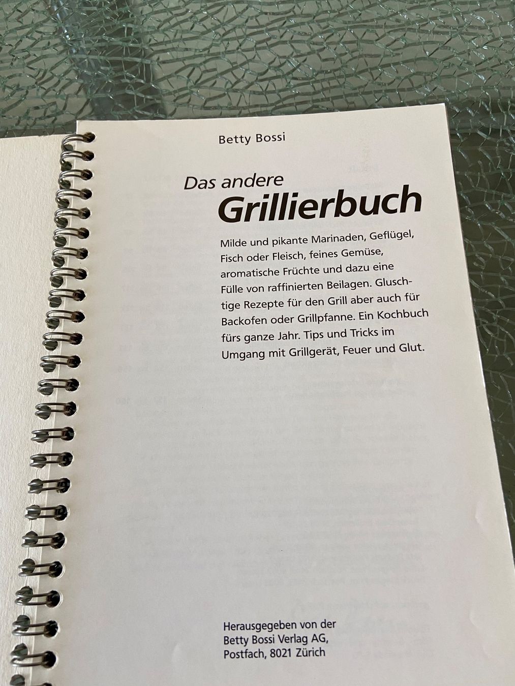 Libri: Das andere Grillierbuch Betty Bossi – Nuovo (secondo la descrizione) da Oftringen venduto da andrax 1