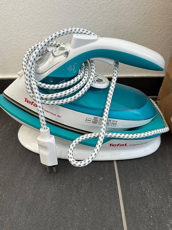 Tefal Ferri da stiro: Bügelstation – Usato da Speicher venduto da k88_fx8l
