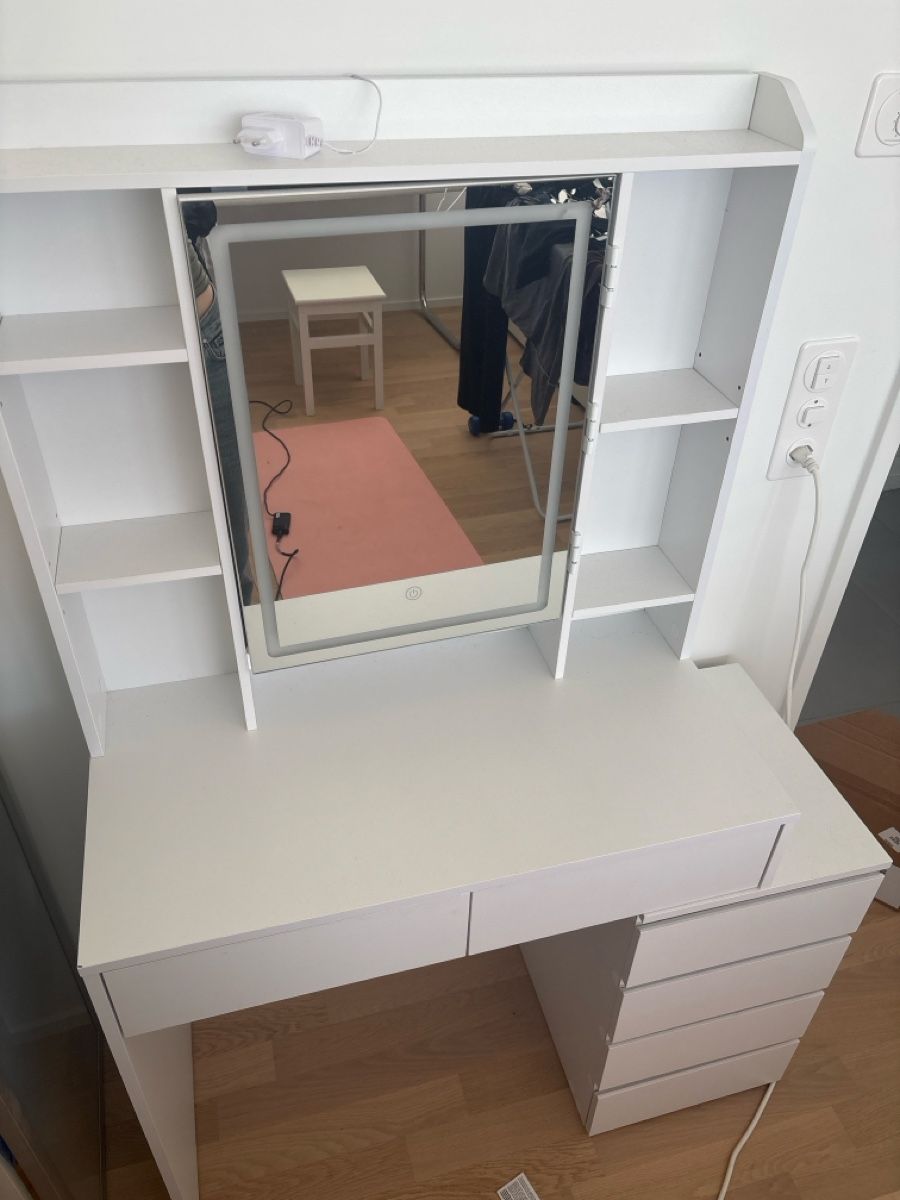 Ikea Installations & Meubles: schminktisch – D'occasion à Neuhausen par kat_9dyc