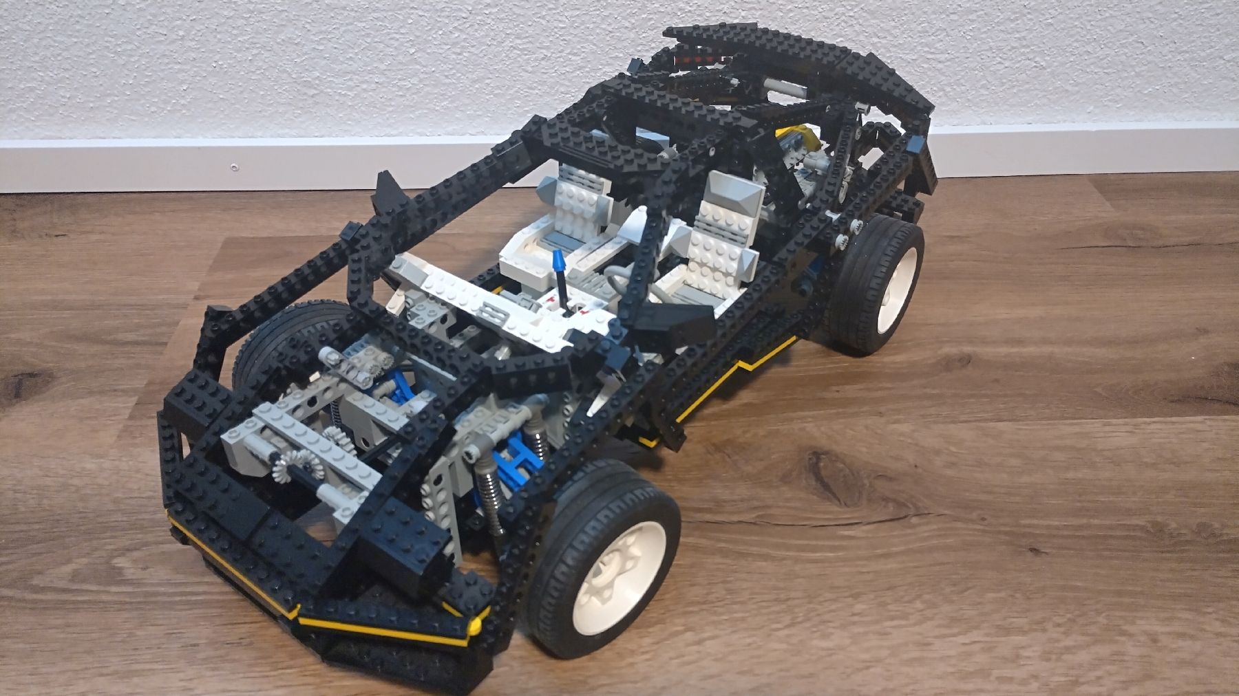 Lego Baukästen: Lego 8880 Super Car – Gebraucht aus Menznau von khold82 1