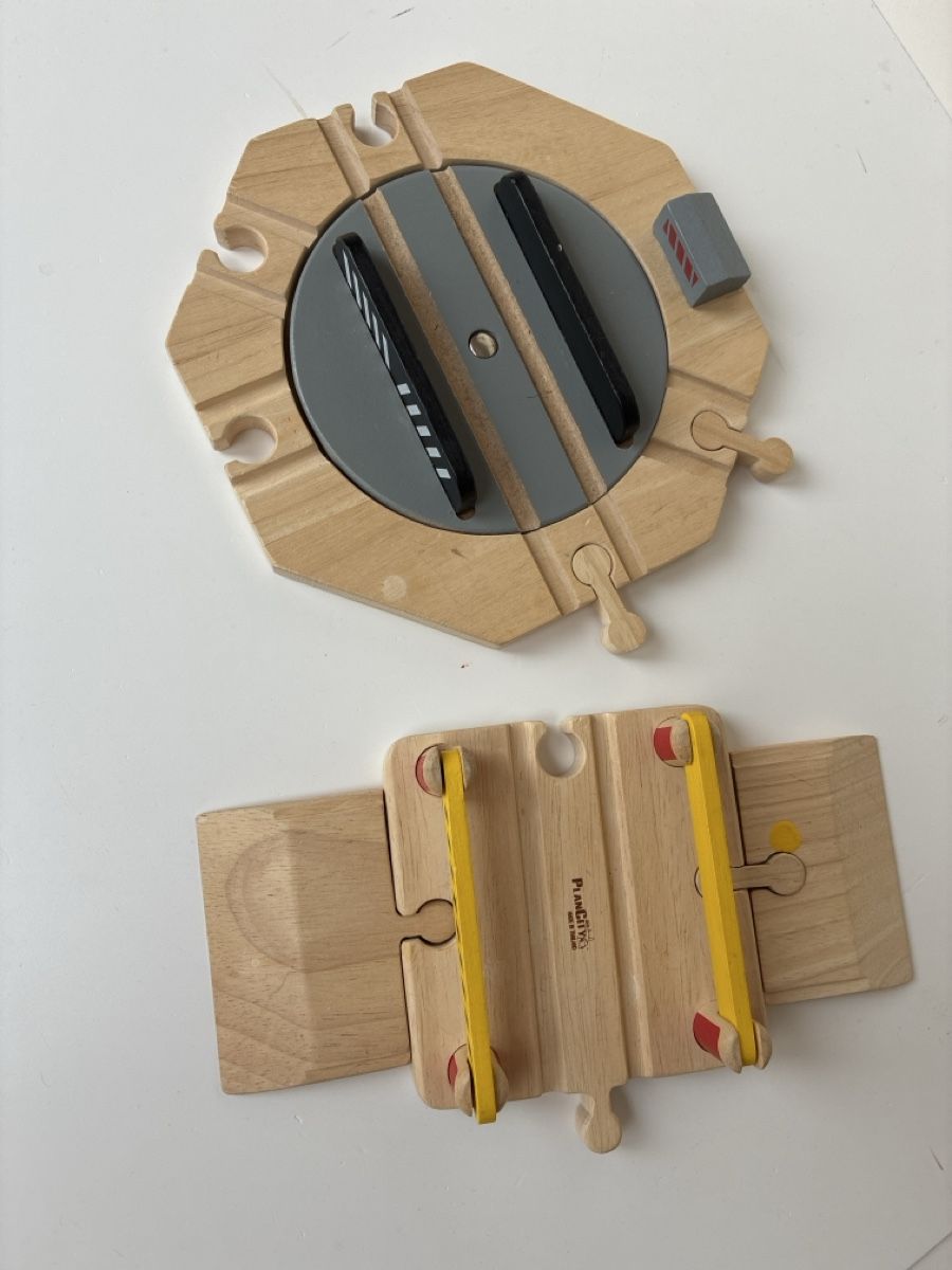 Plantoys Giocattoli: PlanToys diverse train tracks – Usato da Lucens venduto da metaD