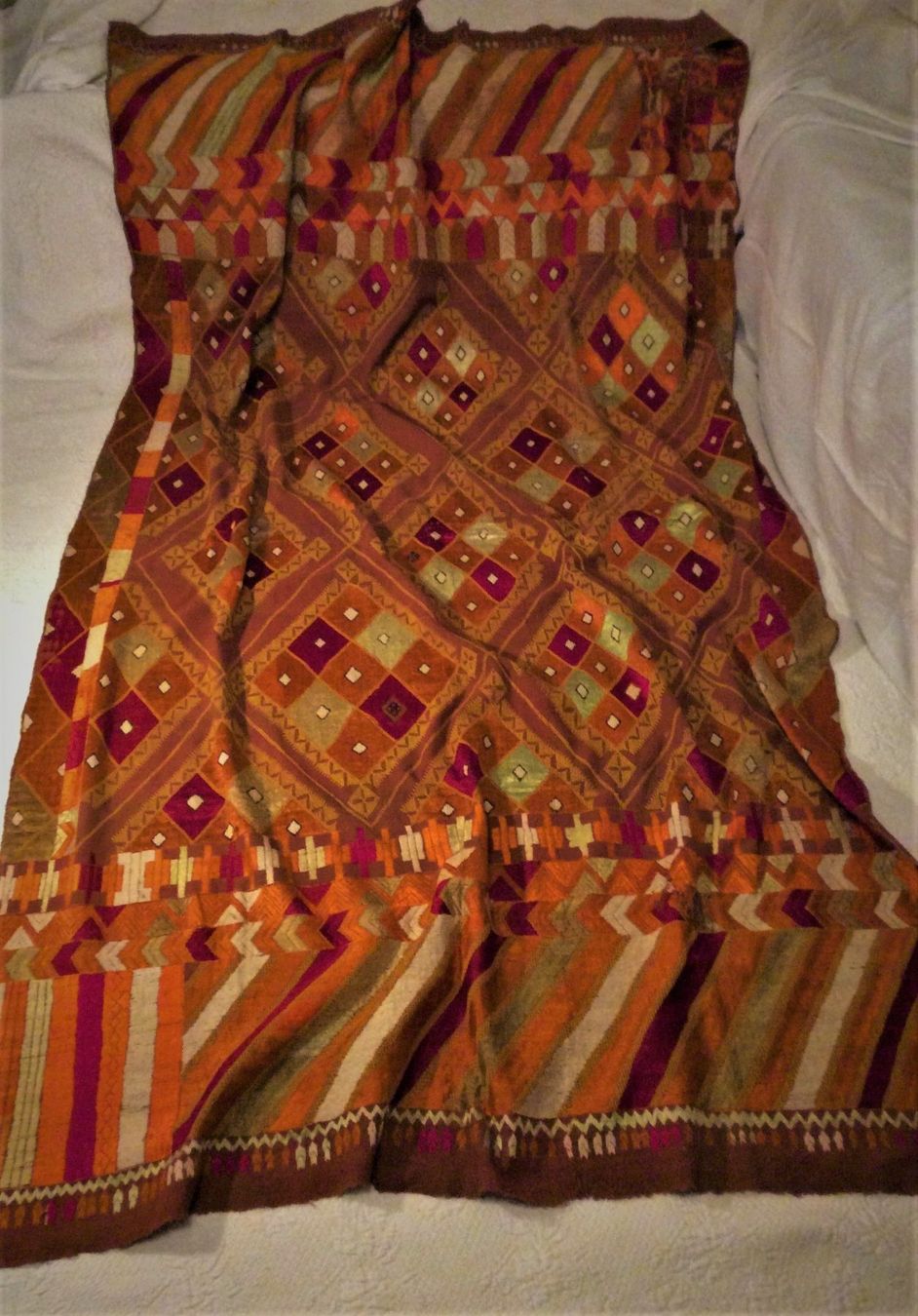 Tessuti: Phulkari sur Kadhi – Usato da Genève venduto da edelweiss1900 4
