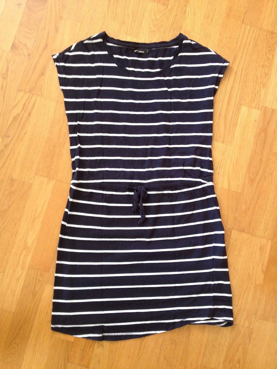 Only Vestiti: Sommerkleid Only – Usato da Dübendorf venduto da Fip05