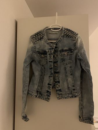 Jacke Damen Stradivarius M