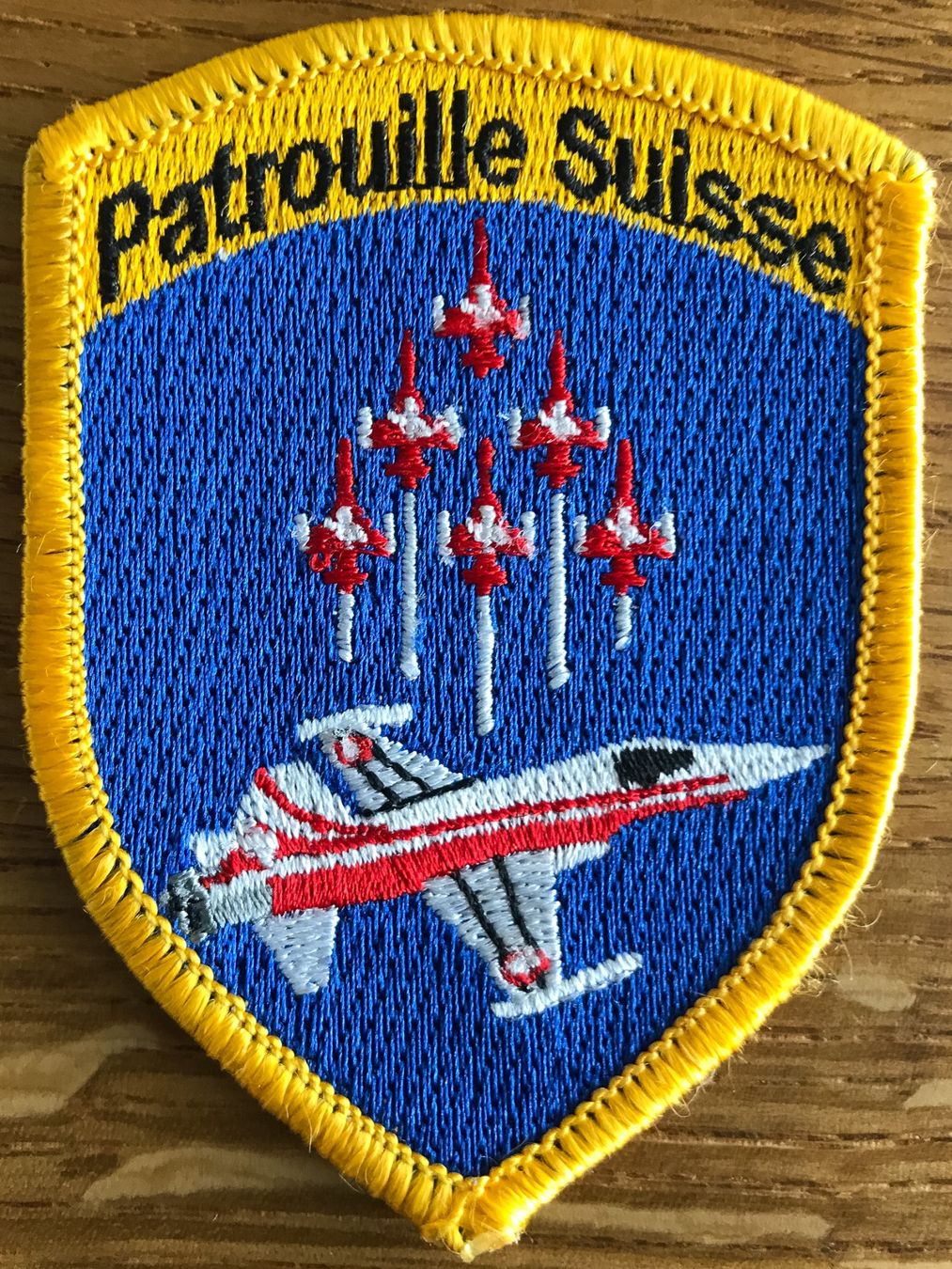 Schweizer Armee Toppe: Schweizer Luftwaffe Patrouille Suisse blau – Nuovo (secondo la descrizione) da Bern venduto da mercandante