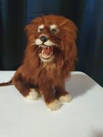 Vintage Löwe Figur mit echtem Fell & Glasaugen–Sammlerstück