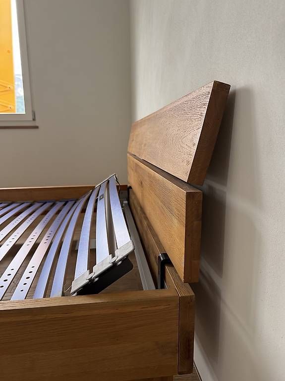 Letti: Massives Eichenbett 140x200 cm – Usato da Wettingen venduto da jeffrey040 2