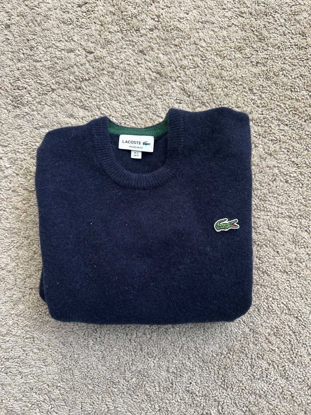 Lacoste Pullover & Sweatshirts: Warmer Lacoste Wollpullover, Grösse 4, Dunkelblau – Gebraucht aus Basel von Oloir 1