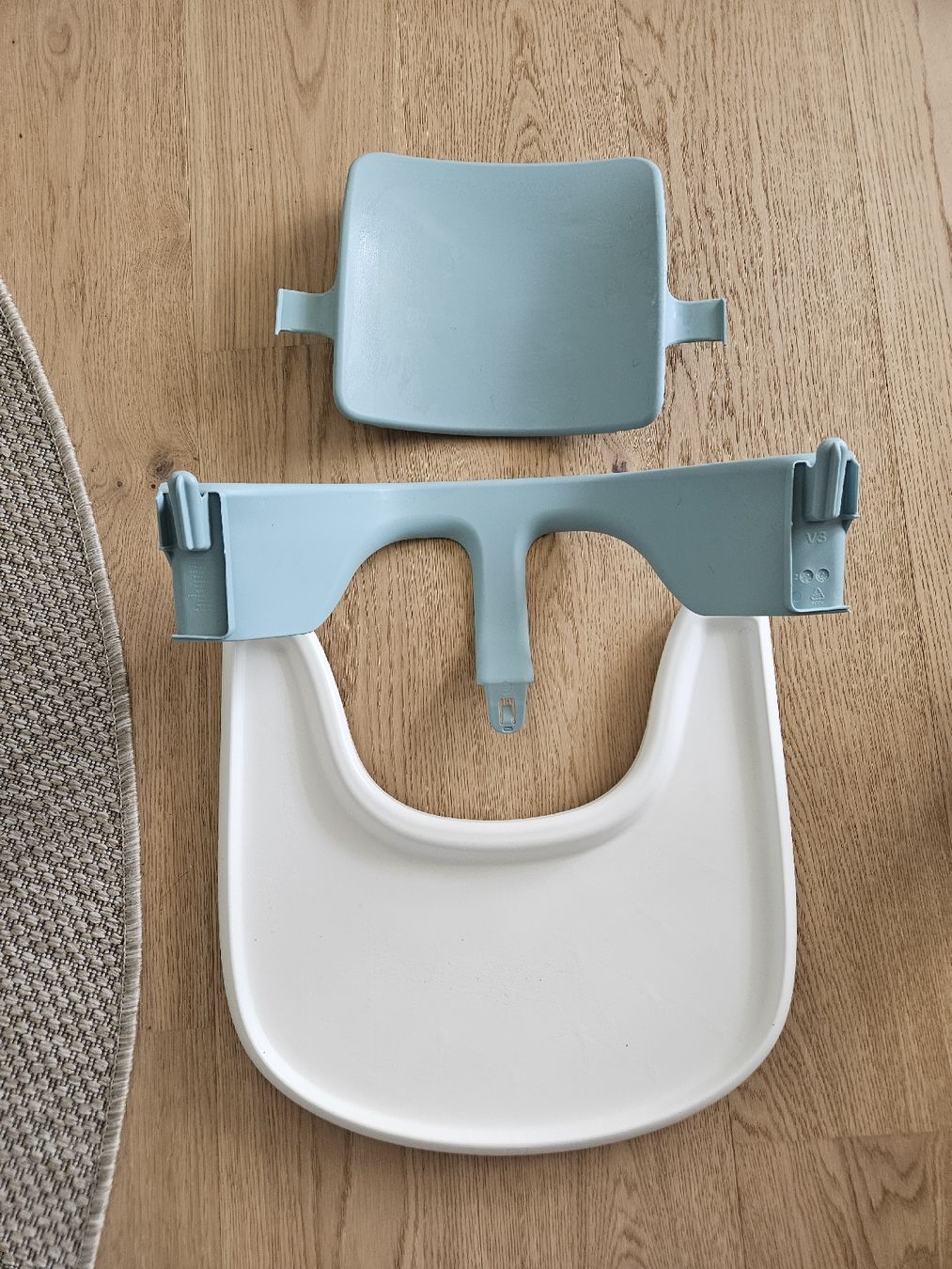 Stokke Hochstühle: TRIPP TRAPP Baby Set inkl. Tisch – Gebraucht aus Thayngen von S.Cvijet