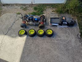 Grosses RC Auto für Bastler