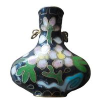 Antiker Anhänger in Vasenform