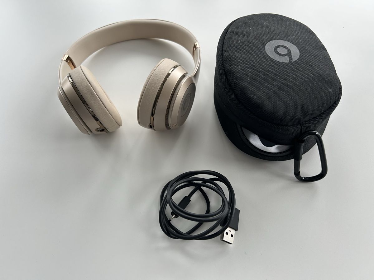 Beats Cuffie: Beats Solo 3 (Rose Gold) – Usato da Merenschwand venduto da ___niggi___