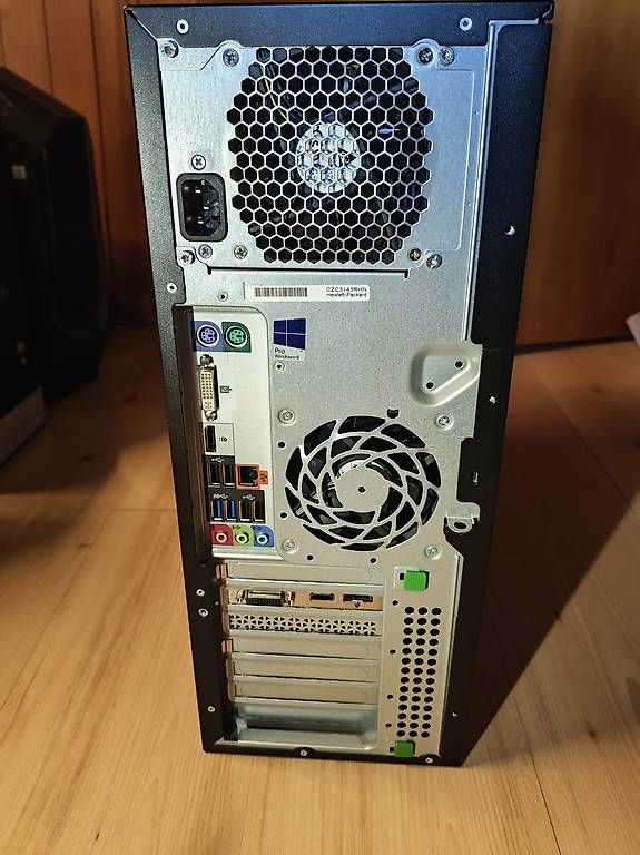PCs: HP Z220 Workstation – D'occasion à Neuenkirch par Metal_666 1