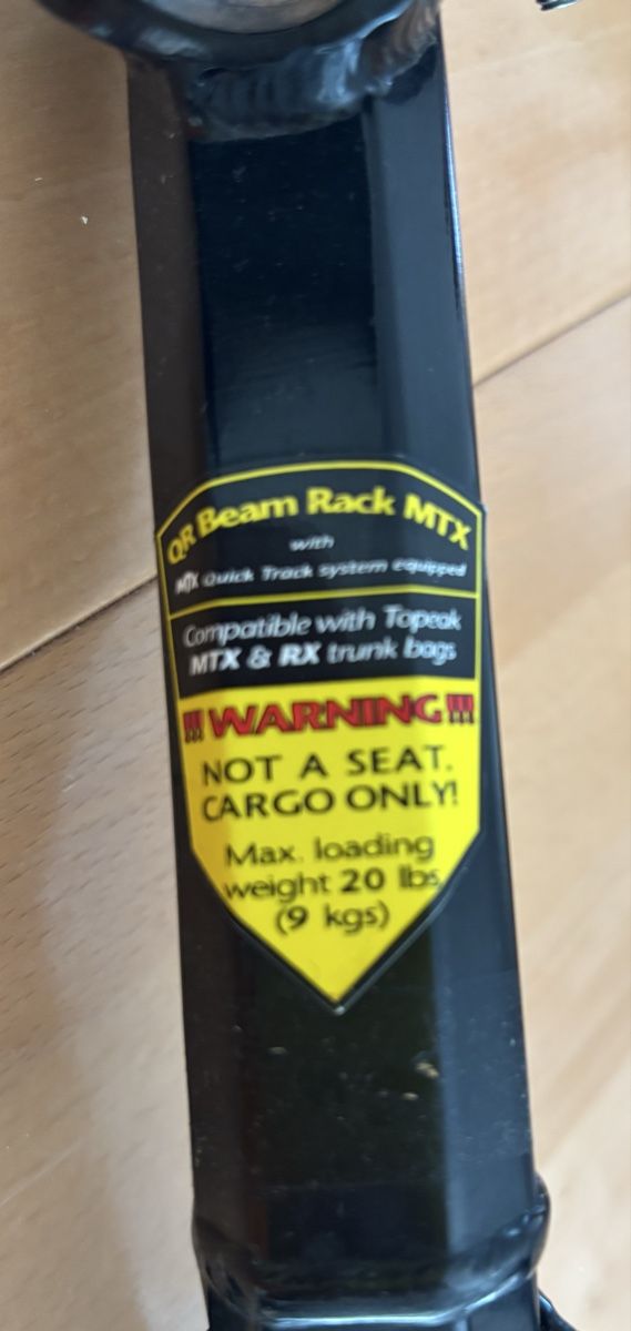 Pezzi di ricambio: Bike Gepäckträger mit Schnellspanner – Usato da Münsingen venduto da Richigen 2