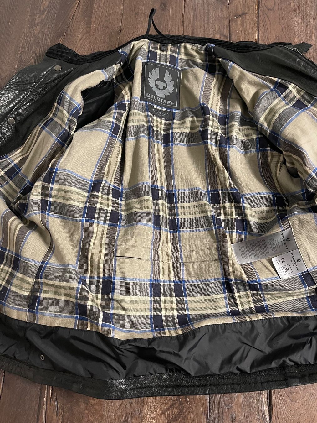 Belstaff Jacken: BELSTAFF TURNER MOTORCYCLE LEATHER JACKET – Gebraucht aus Lausen von ivanasko3 3