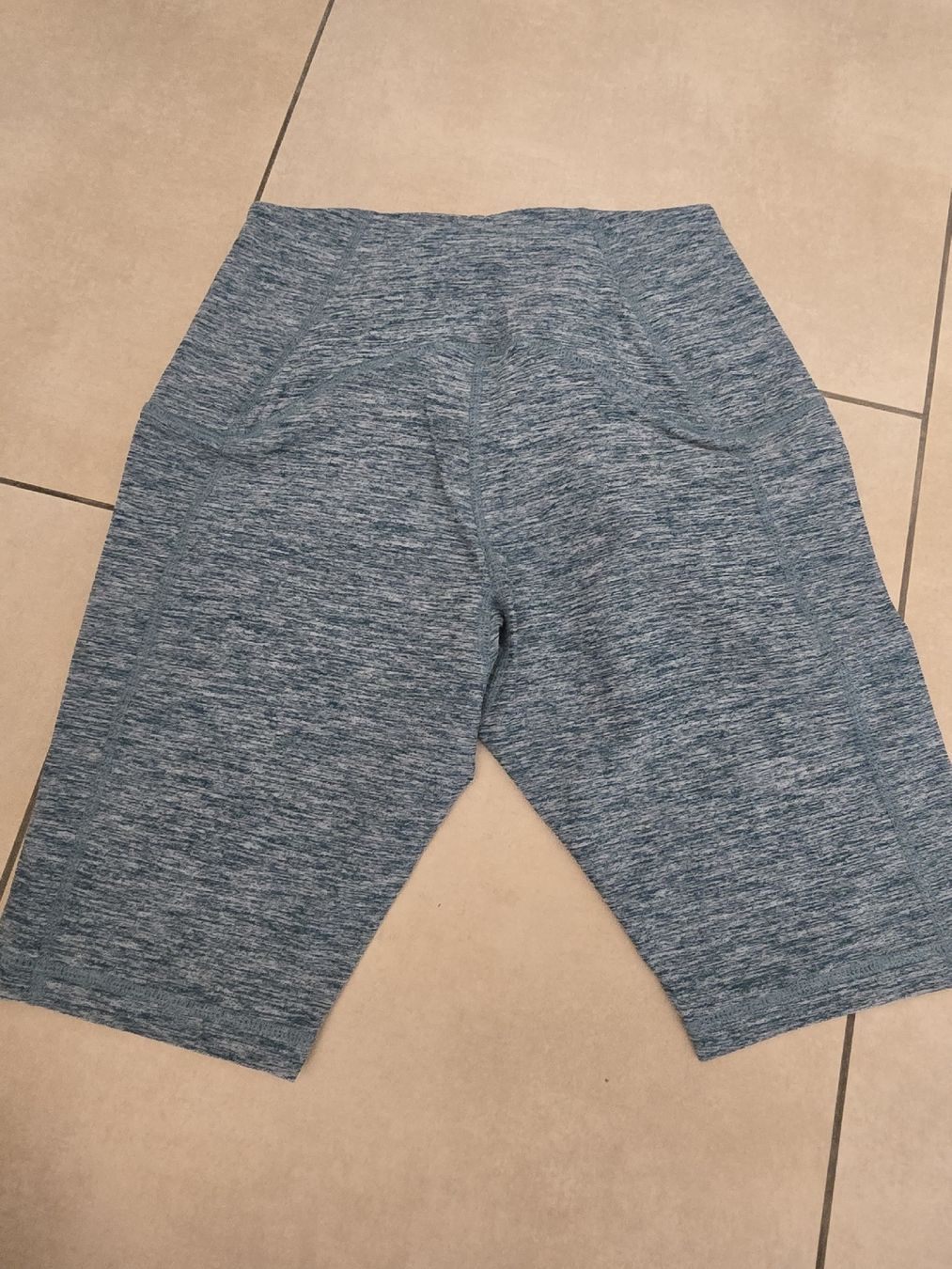 Leggings: Fitness Shorts - Grösse S – Neuf avec emballage d'origine à Rickenbach b. Wil par Kth_v8 2