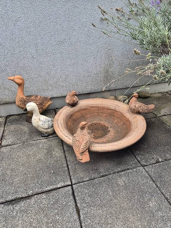 Tutte le decorazioni: Deko: Schöne Vogeltränke – Usato da Allschwil venduto da mat_c7wn