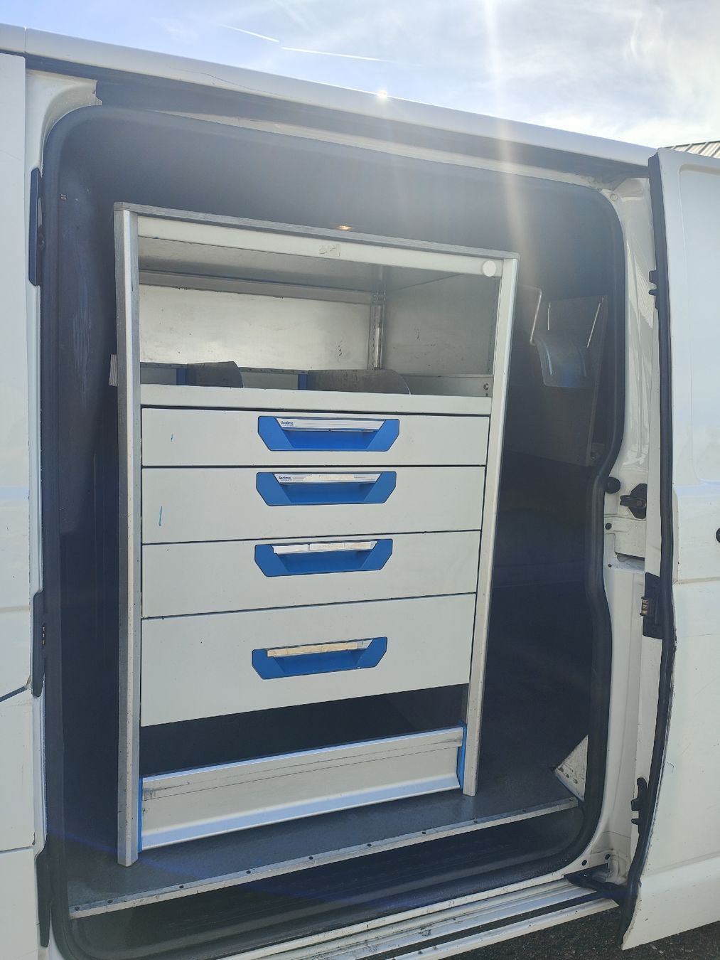 VW Véhicules utilitaires: VW Bus T5 Allrad Automat – D'occasion à Tagelswangen par fortrak 5