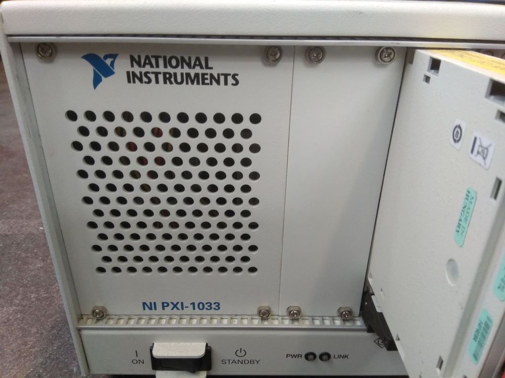 Châssis PXI-1033 National Instruments D'occasion - Testé, Bon état - Livraison Gratuite